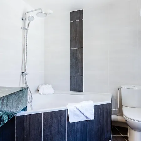 Western Opera Batignolles Parijs