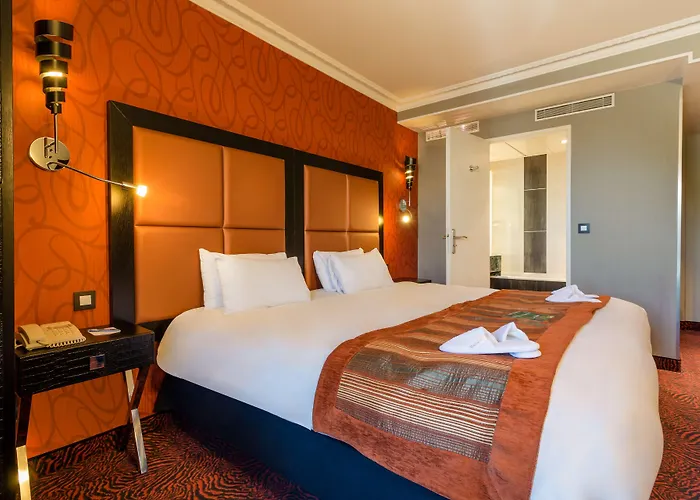 Western Opera Batignolles 4* Paris