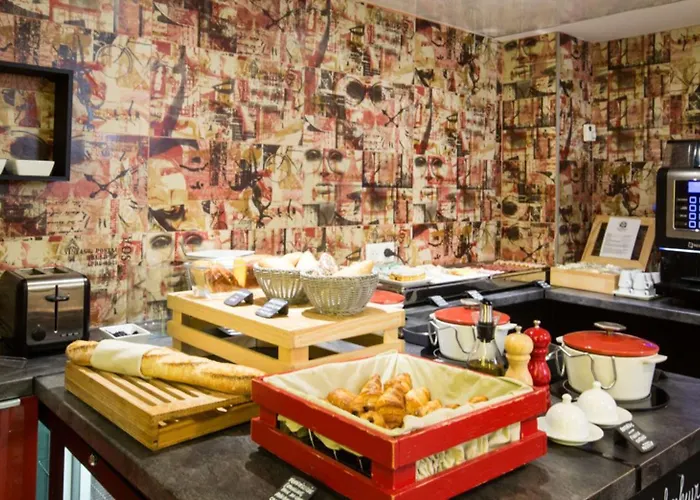 Hotell Western Opera Batignolles 4*