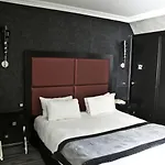 بست ويسترن بلس أوبرا باتيغنوليس 4*